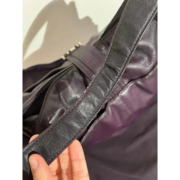 Michael Kors purple hobo shoulder bag with silver hardware - Picture 7 of 7